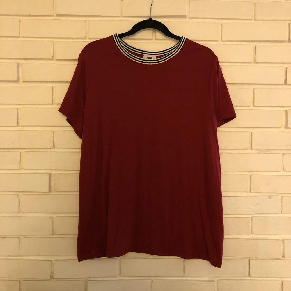 Old Navy T-Shirt